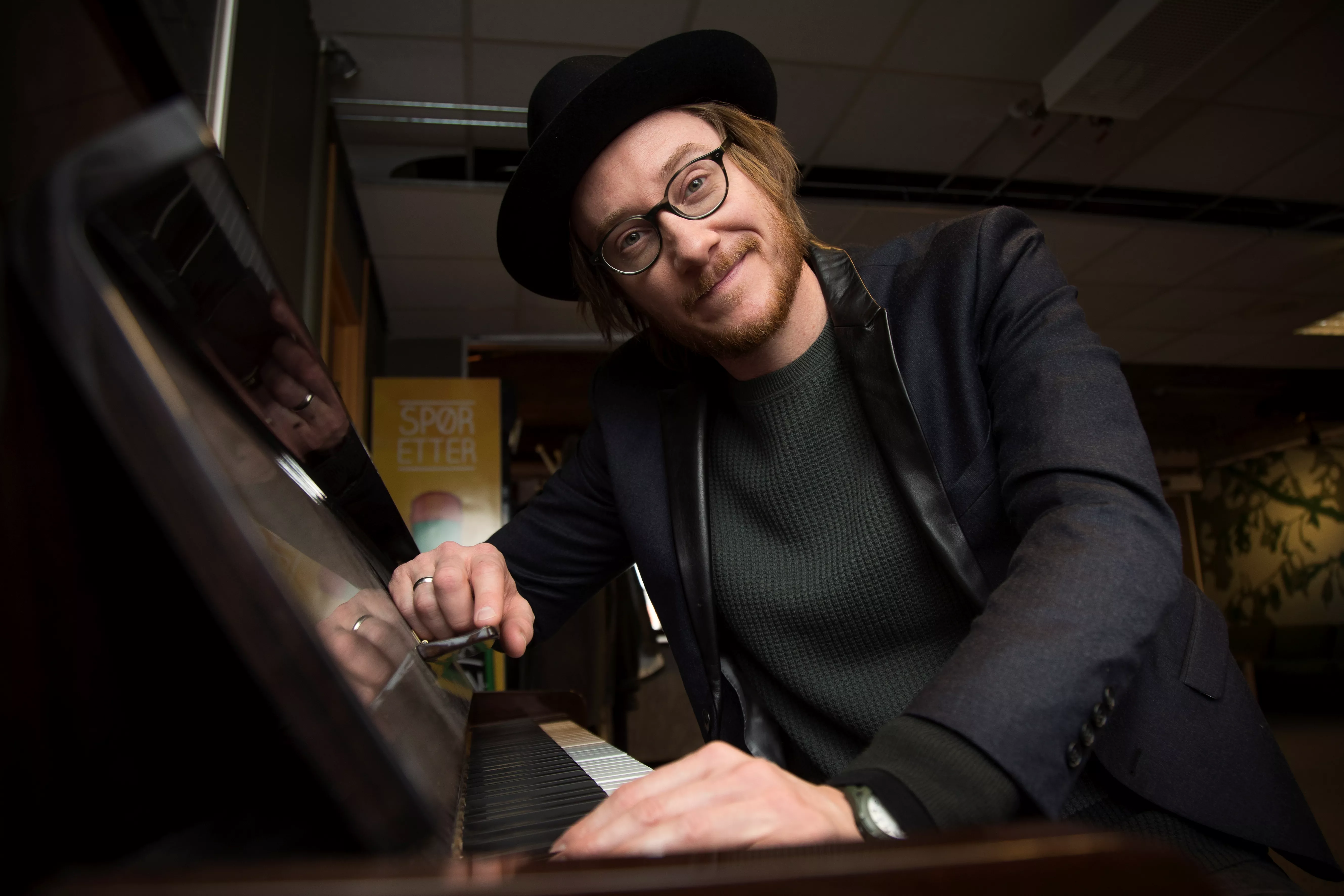 Dobbelt travelt for Adam Douglas