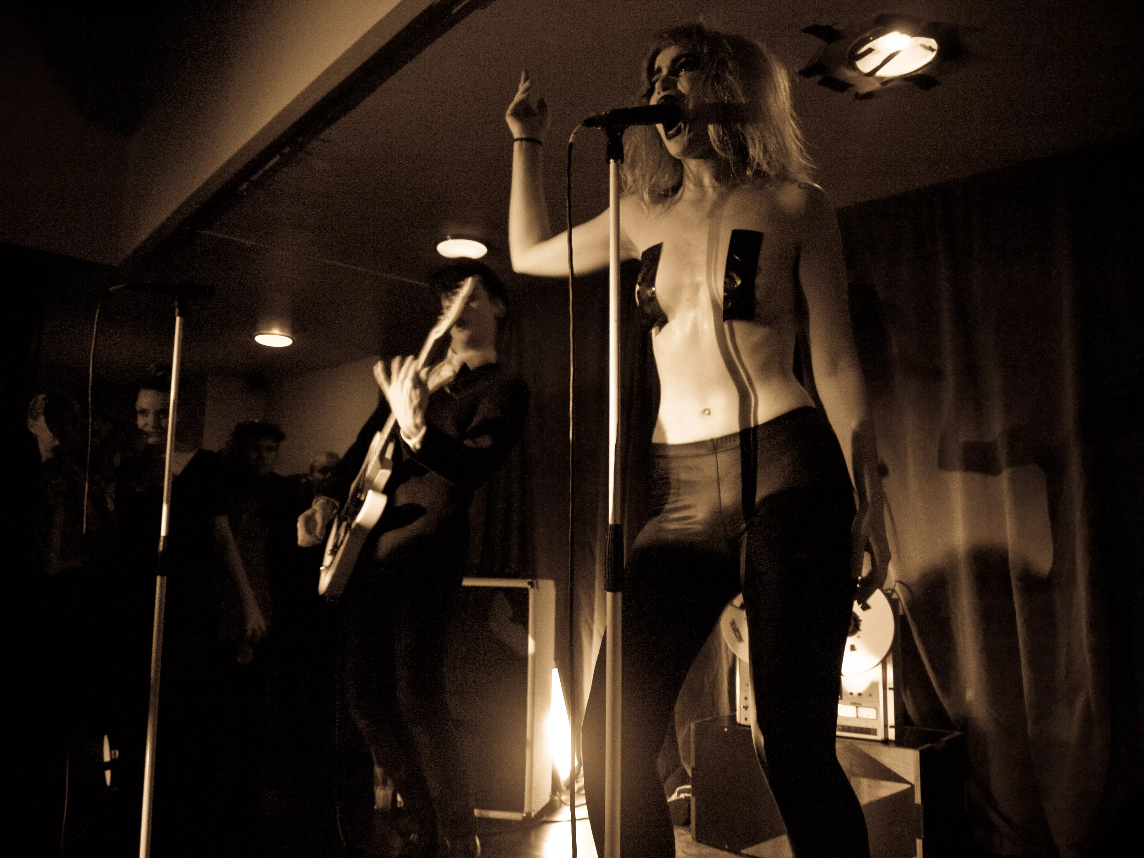 The Echo Vamper: Ideal Bar, København