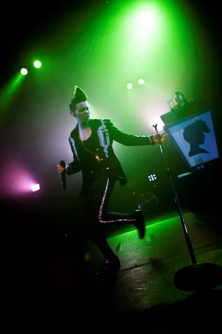 La Roux klar för svensk festival