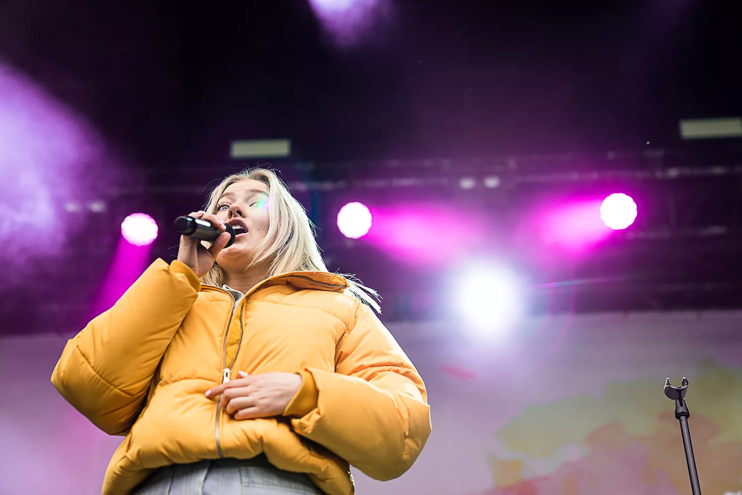 Åker på klimatneutral världsturné 