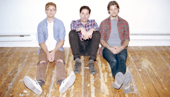 Hardslående band til John Dee