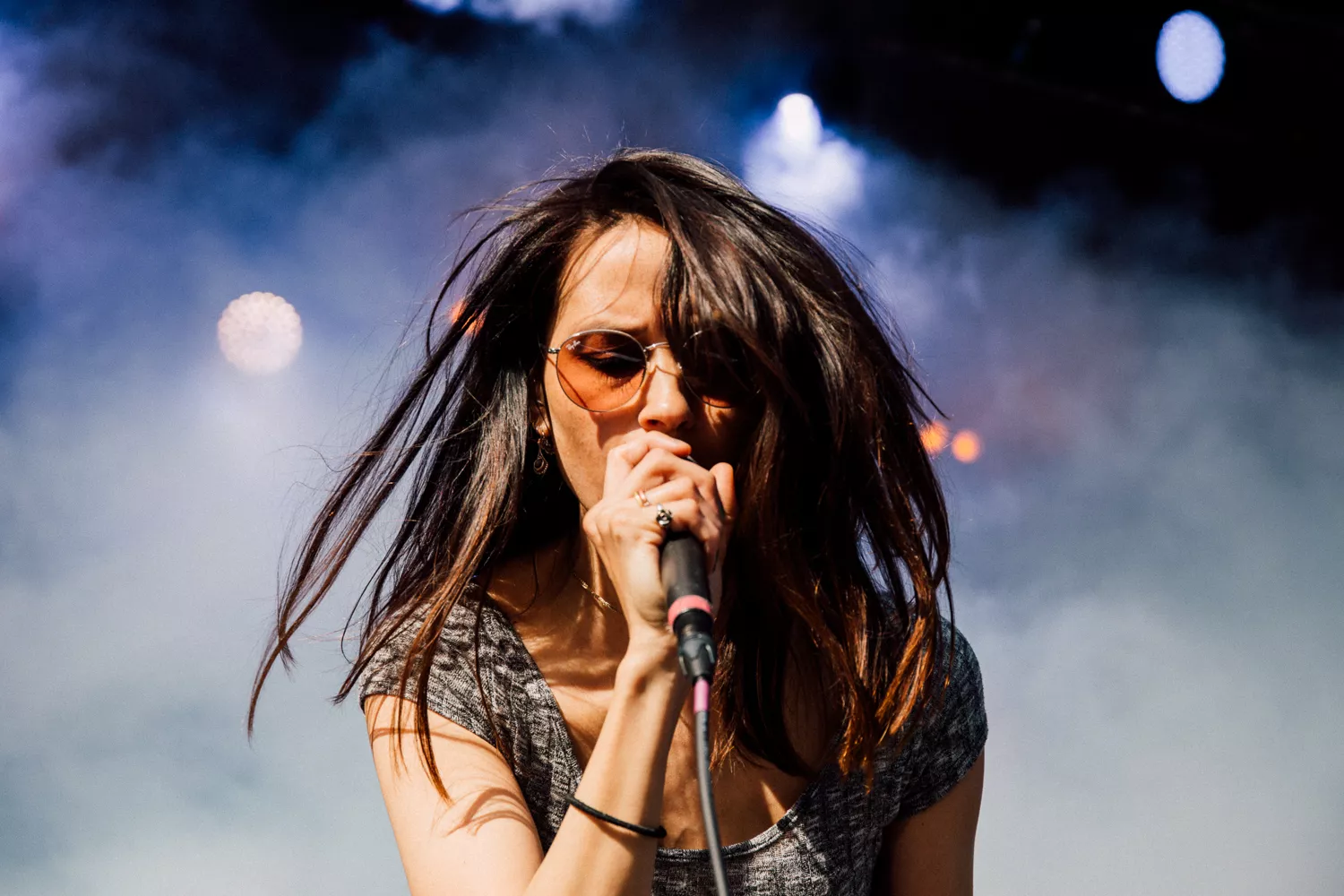  Mörk film noir-stämning i solgasset