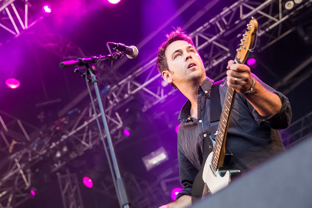 Joel Alme: “Tidigare turnéer har slutat med att jag behövt köpa nya organ på Blocket”