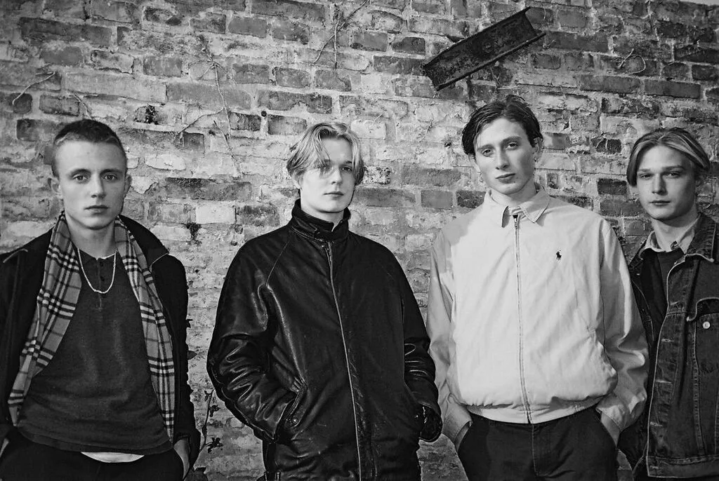 Forfriskende og levende debut fra danske Communions