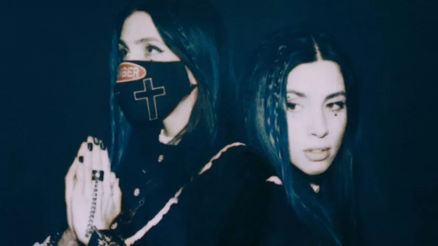 Pussy Riot udgiver ny sang på Kvindernes Internationale Kampdag: "Laugh it Off"