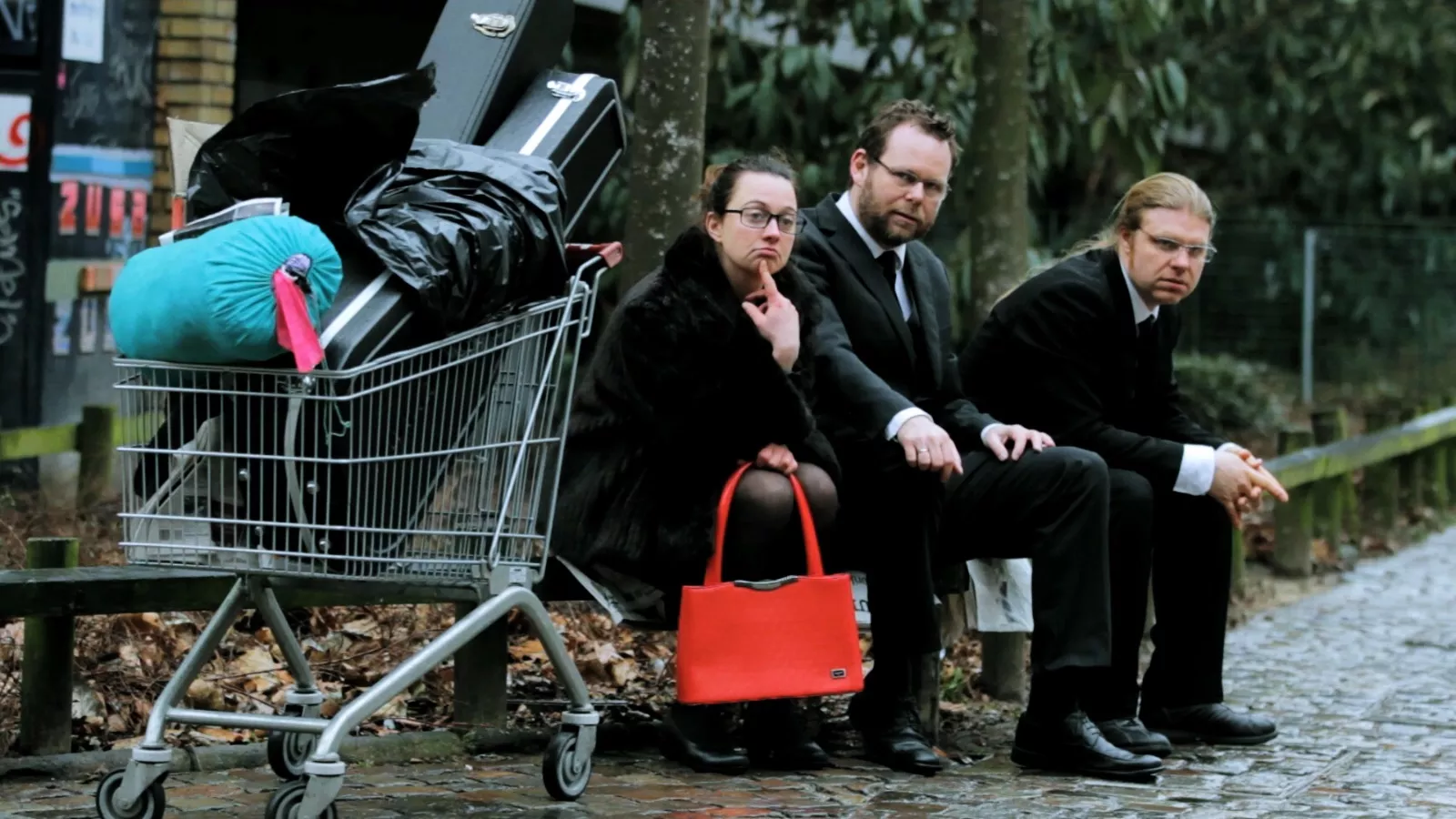 Musikvideo: Fransk Dolkeparti indtager jobcenter