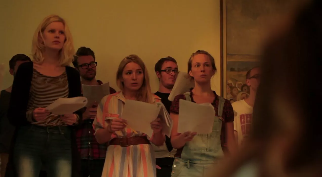 PREMIÄR: Xenia Kriisin och stor kör skapar ljuv musik