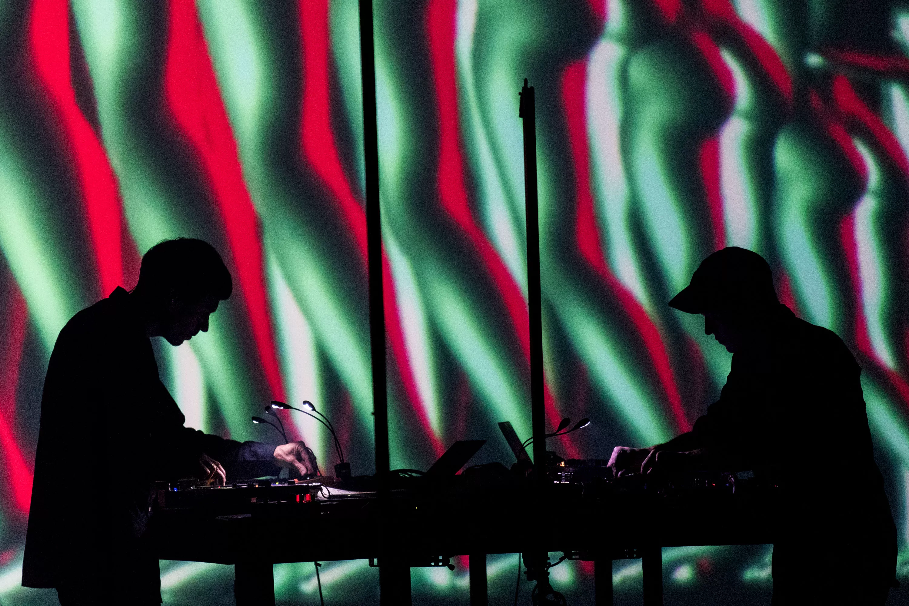 Som robotter og spøgelser