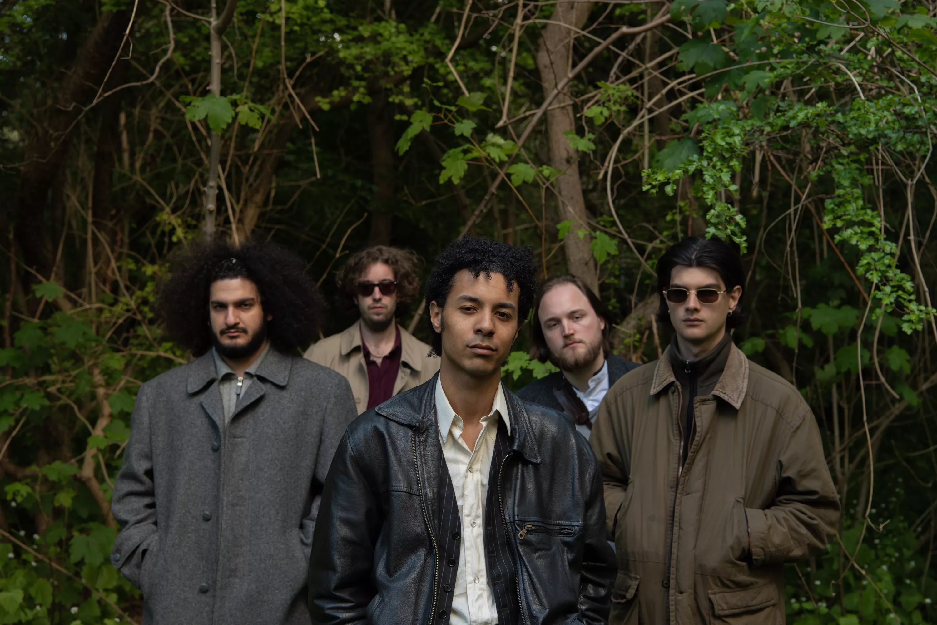 VIDEOPREMIERE: De danske post-punkere Leizure forener Iggy Pop og Dean Martin i stærk sang