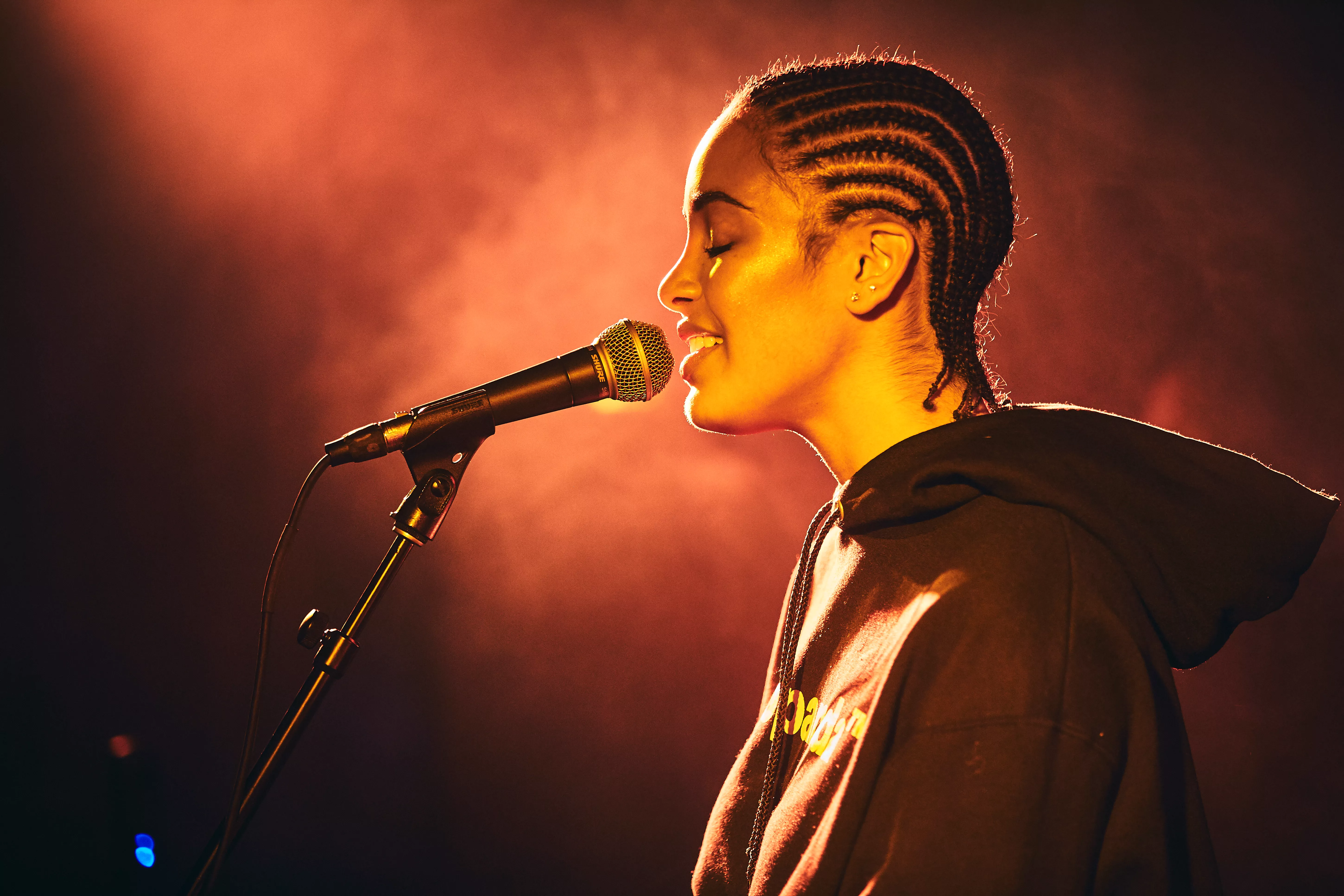 Jorja Smith giver dansk koncert