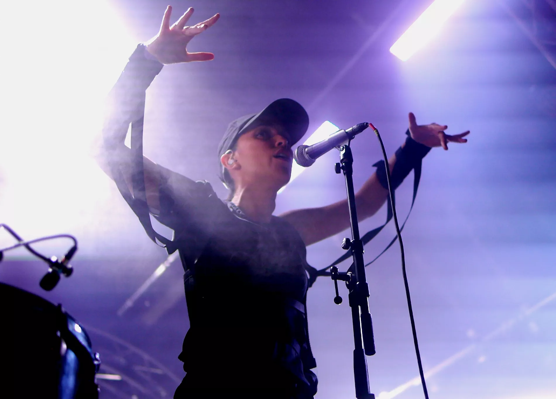 Kate Boy: Bastionen, Pstereo