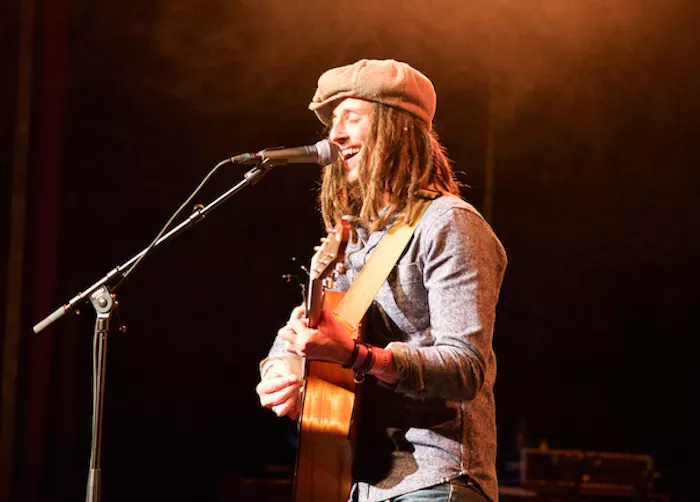 J.P. Cooper: Offspring, Glassalen, Tivoli