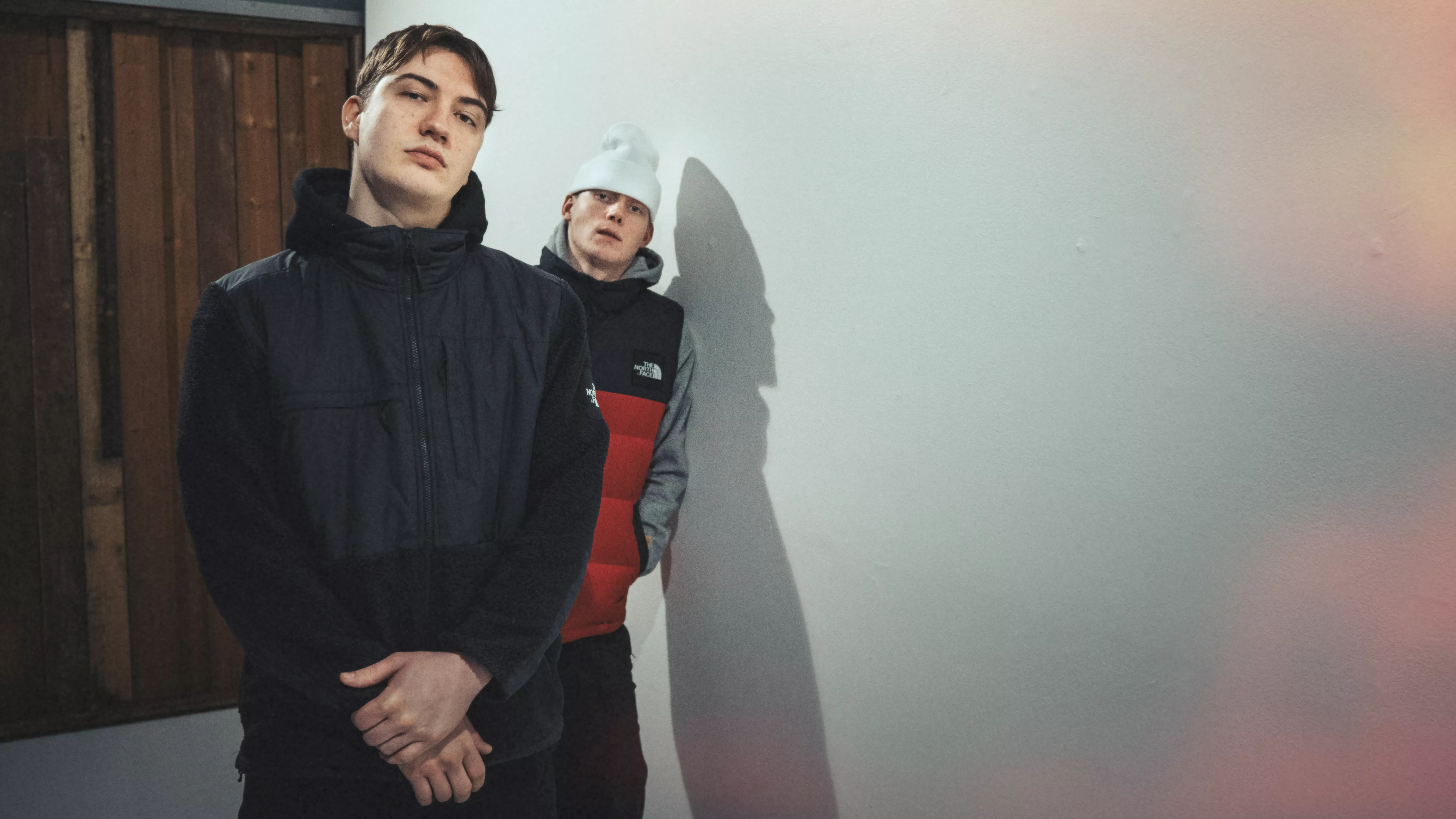 — Vi gidder ikke skrive glade låter da