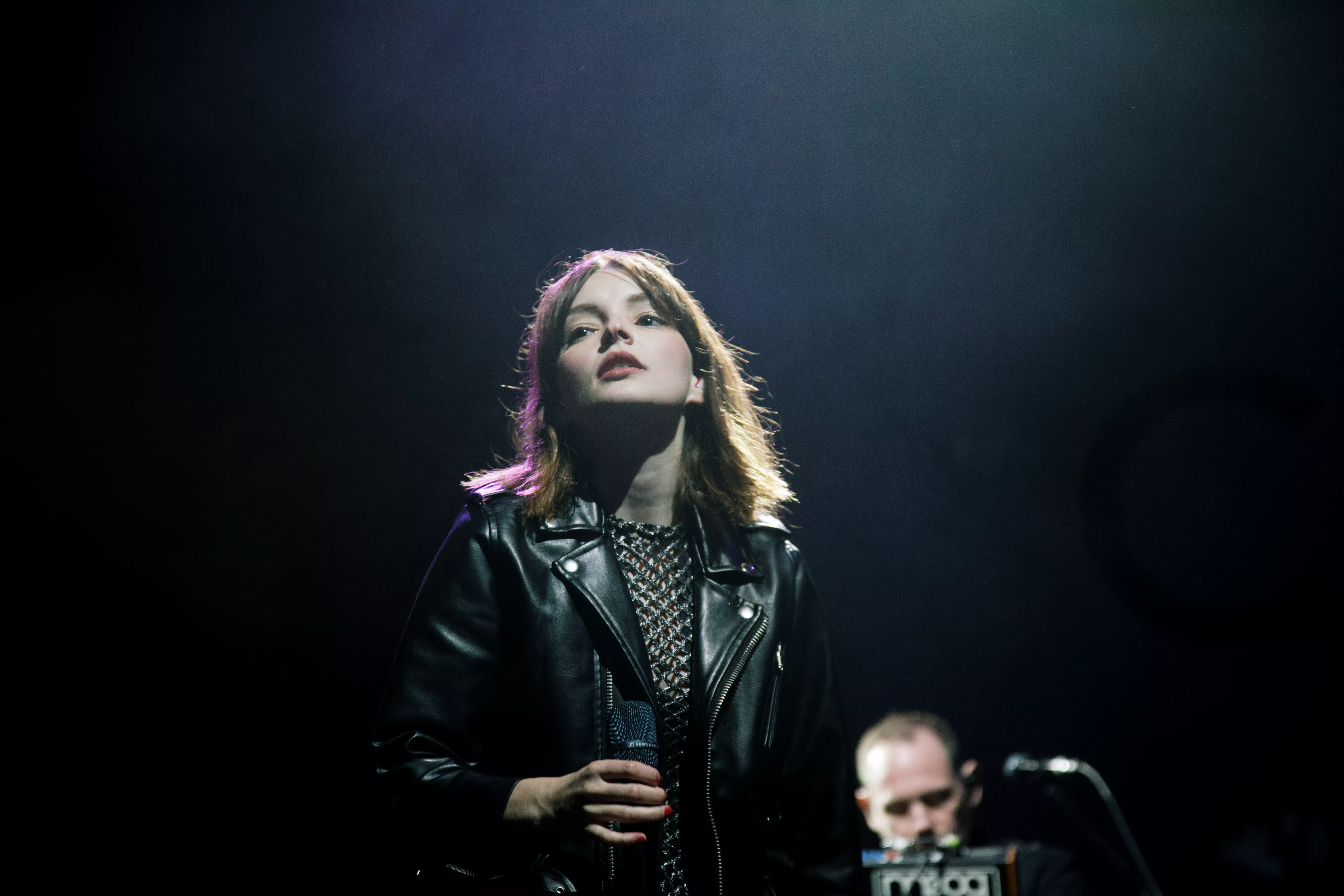 Bandet kritiserade Chris Brown – nu skickar fans dödshot 