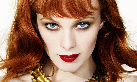 Karen Elson: The Ghost Who Walks