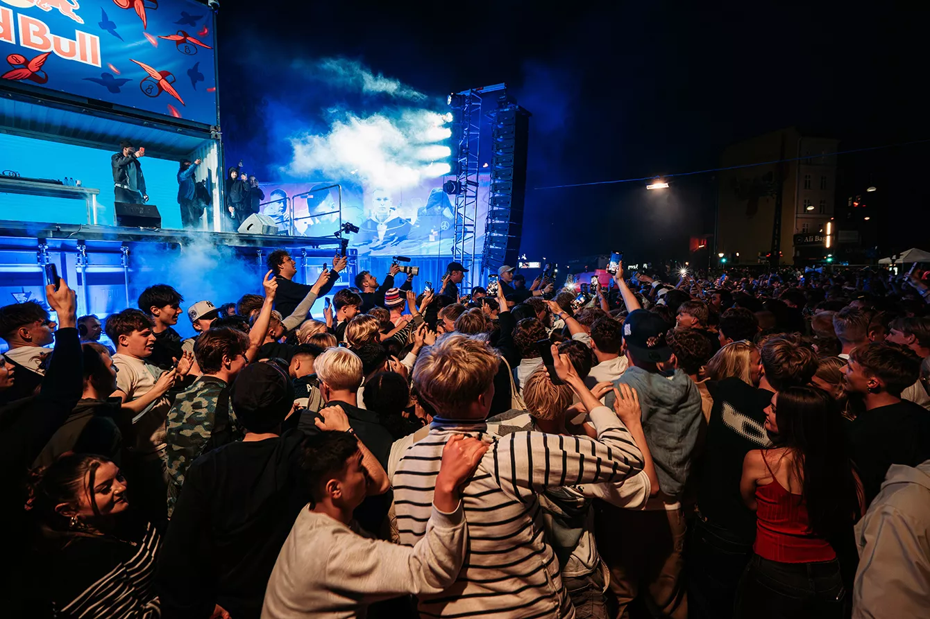 Fotografer: Amihaesei Alexandra (foto 1-8), Anders Dalhøj (foto 9), Doriel Panaite (foto 10-19), Ece Nur Kilit (foto 20-22), Lukas Schulter (foto 23-27), Nana Herforth (foto 28-30), Shahab Ghanavati (resten)