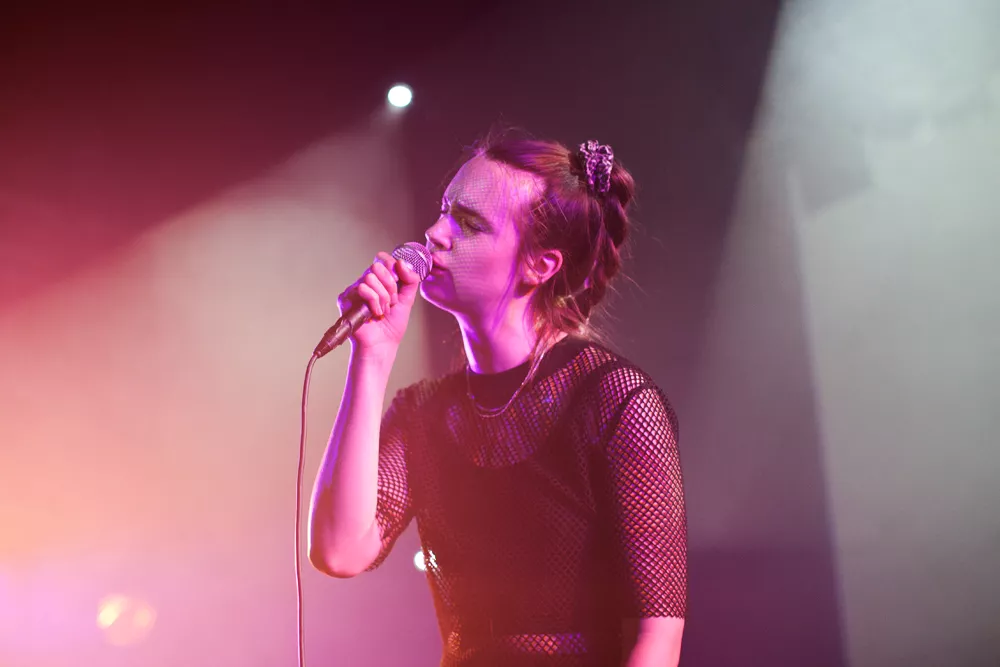 Oplev natudgaven af MØ live