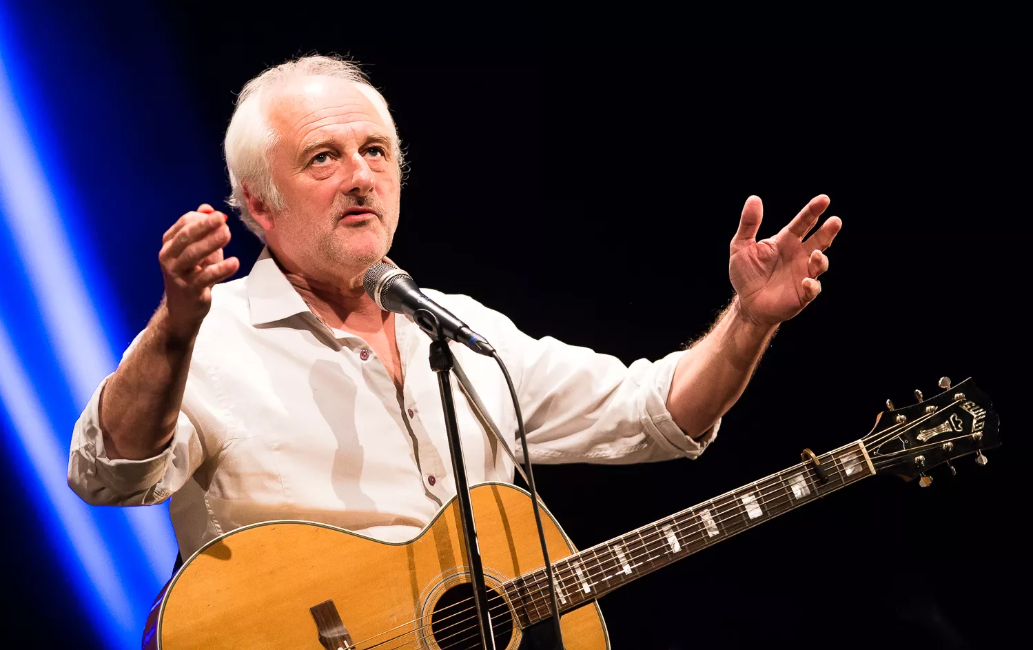 Allan Olsen udgiver livealbum