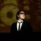 Dennis Mejdal varmer op for Grant-Lee