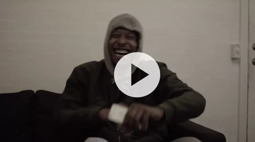 Rapperen Noah Carter udgiver backstage-video fra Red Bull Sound Select-showet