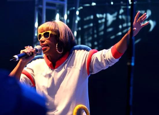 Santigold klar med nyt