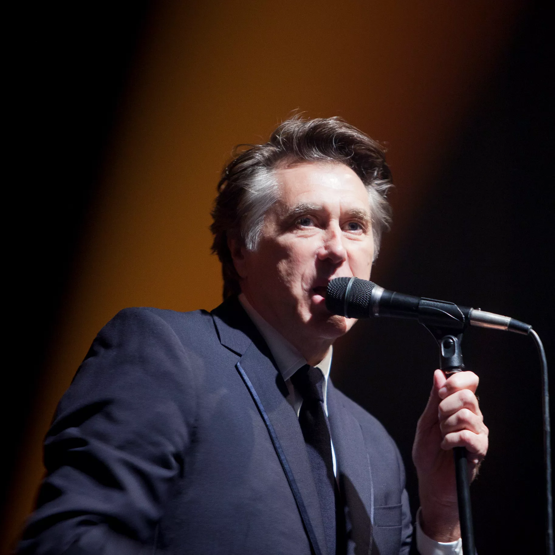 Bryan Ferry: Musikhuset Aarhus, Store Sal
