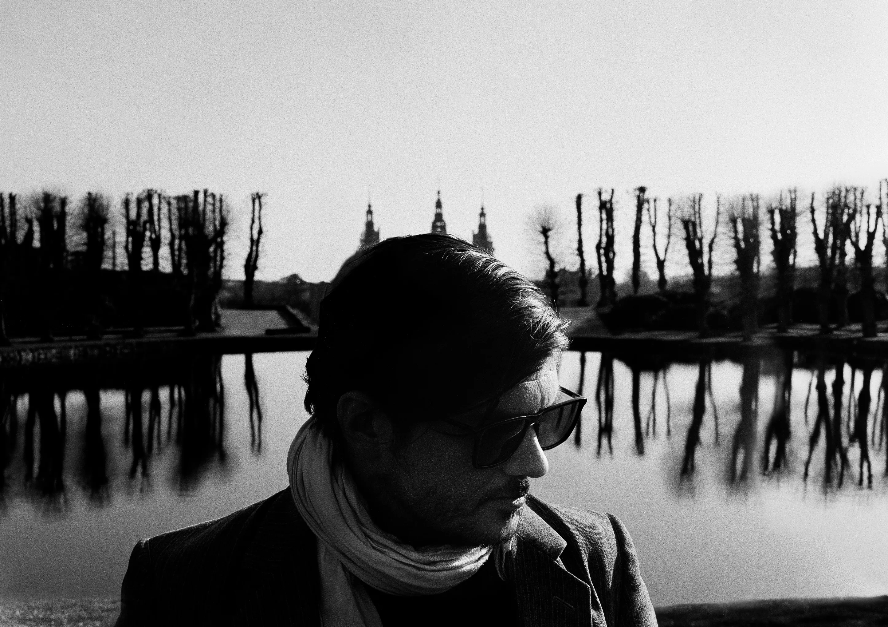 Michael Møller spiller 31 sange live – gratis