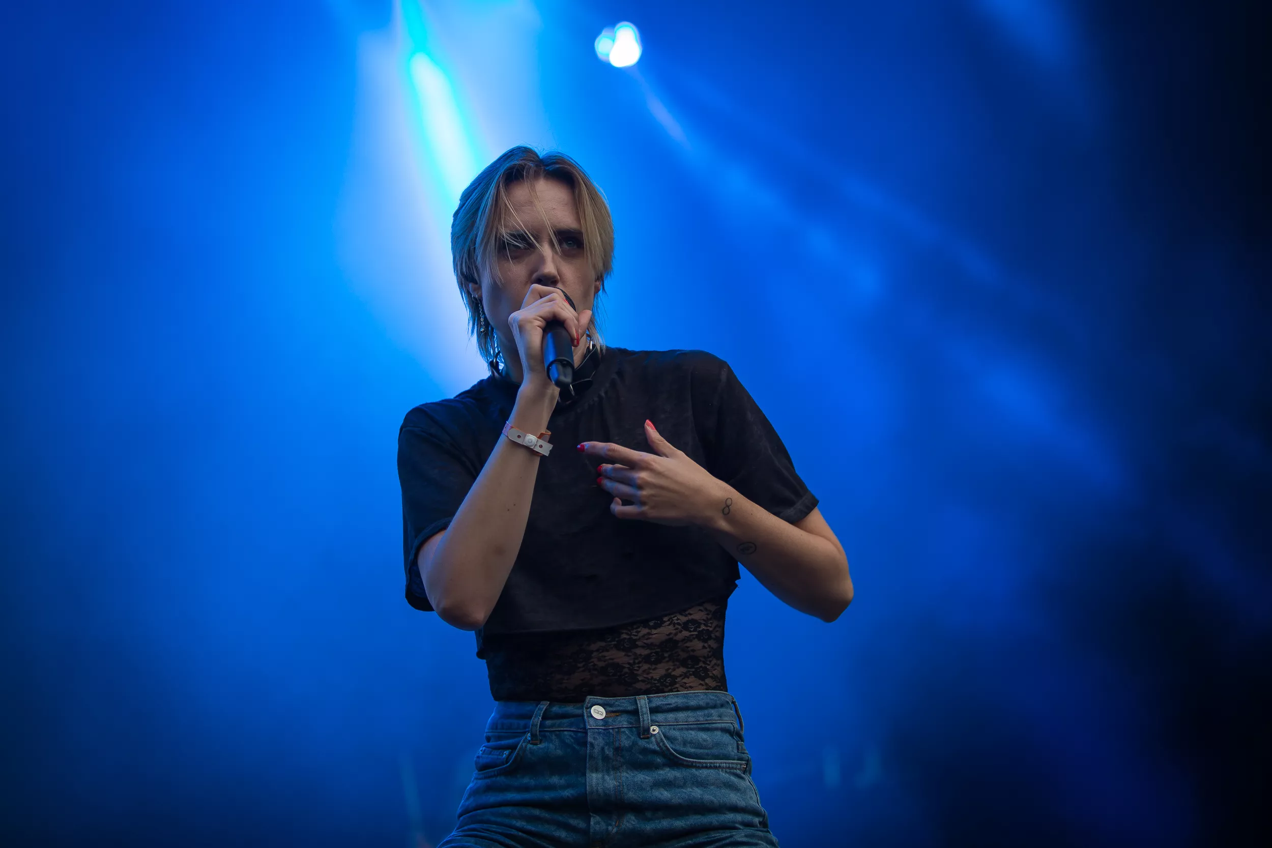 MØ giver dansk arenakoncert