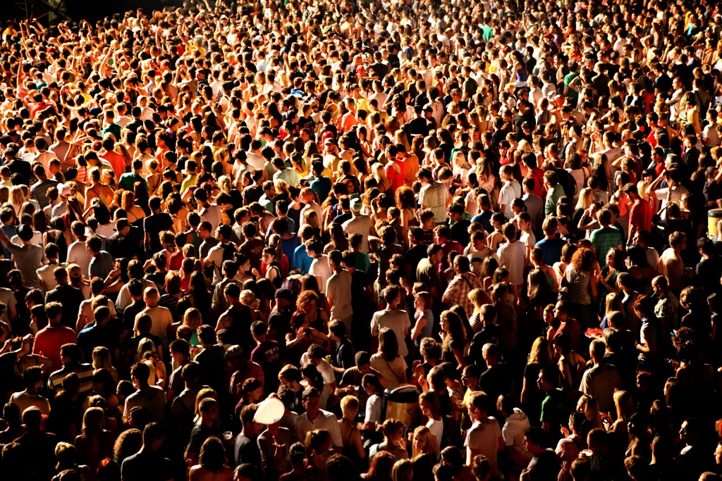 Världsstjärna i bråk i centrala Stockholm – slog en person med tillhygge