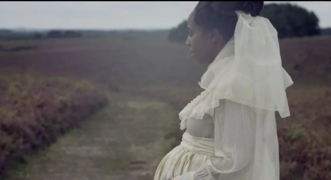 Se Cold Specks’ makabre video