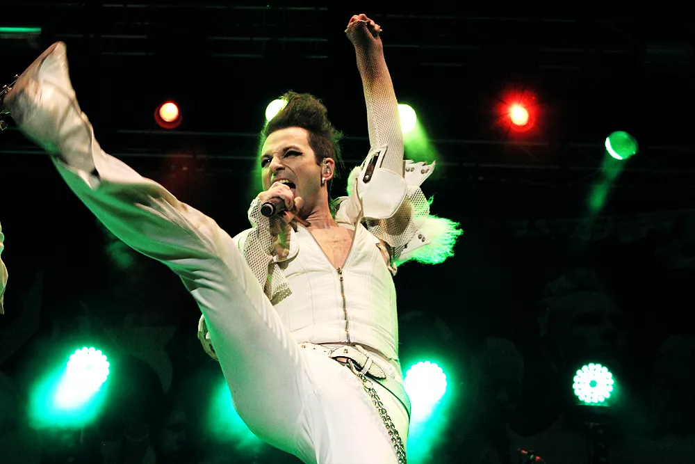 Ola Salo skriver rockopera