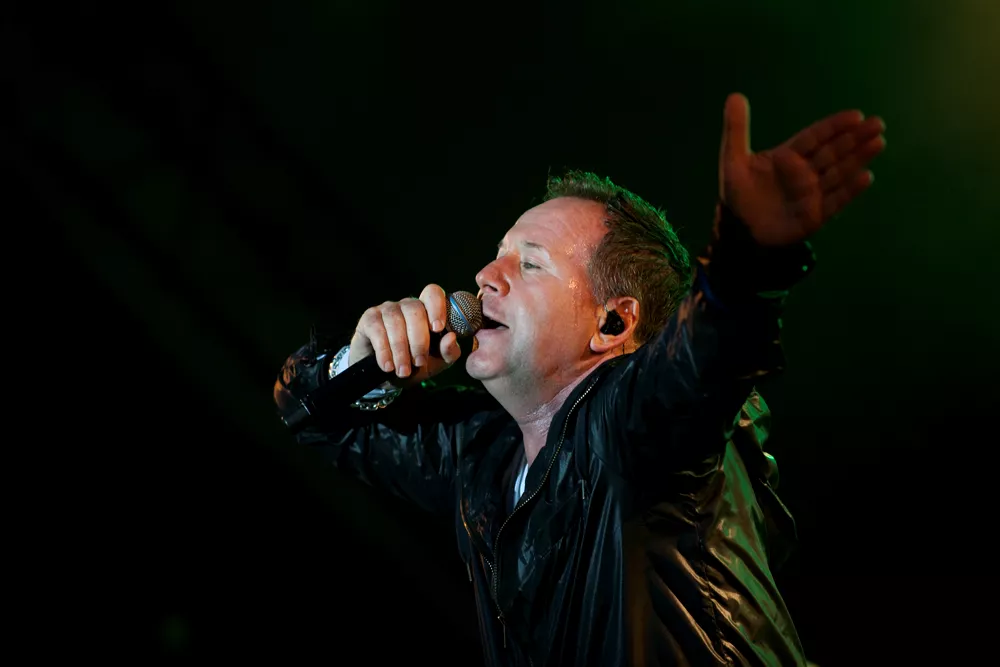 Simple Minds frontmand udgiver solo-udspil