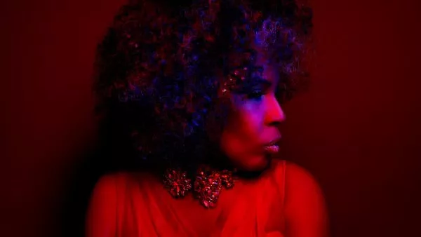 Macy Gray kommer til Danmark