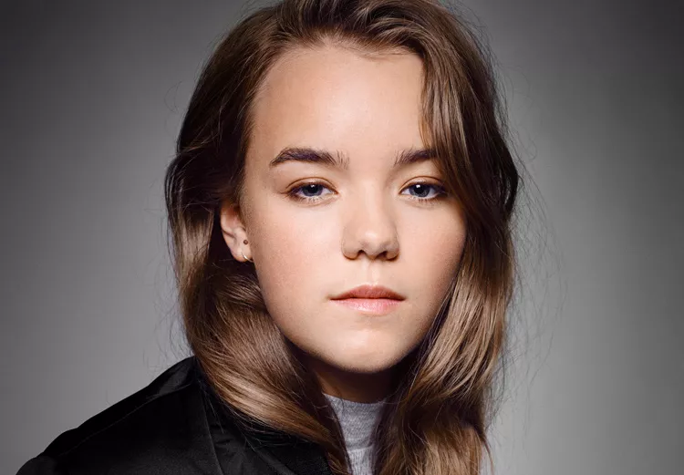 17 år gamle Sval skriver låter som bygger på relasjoner og følelser