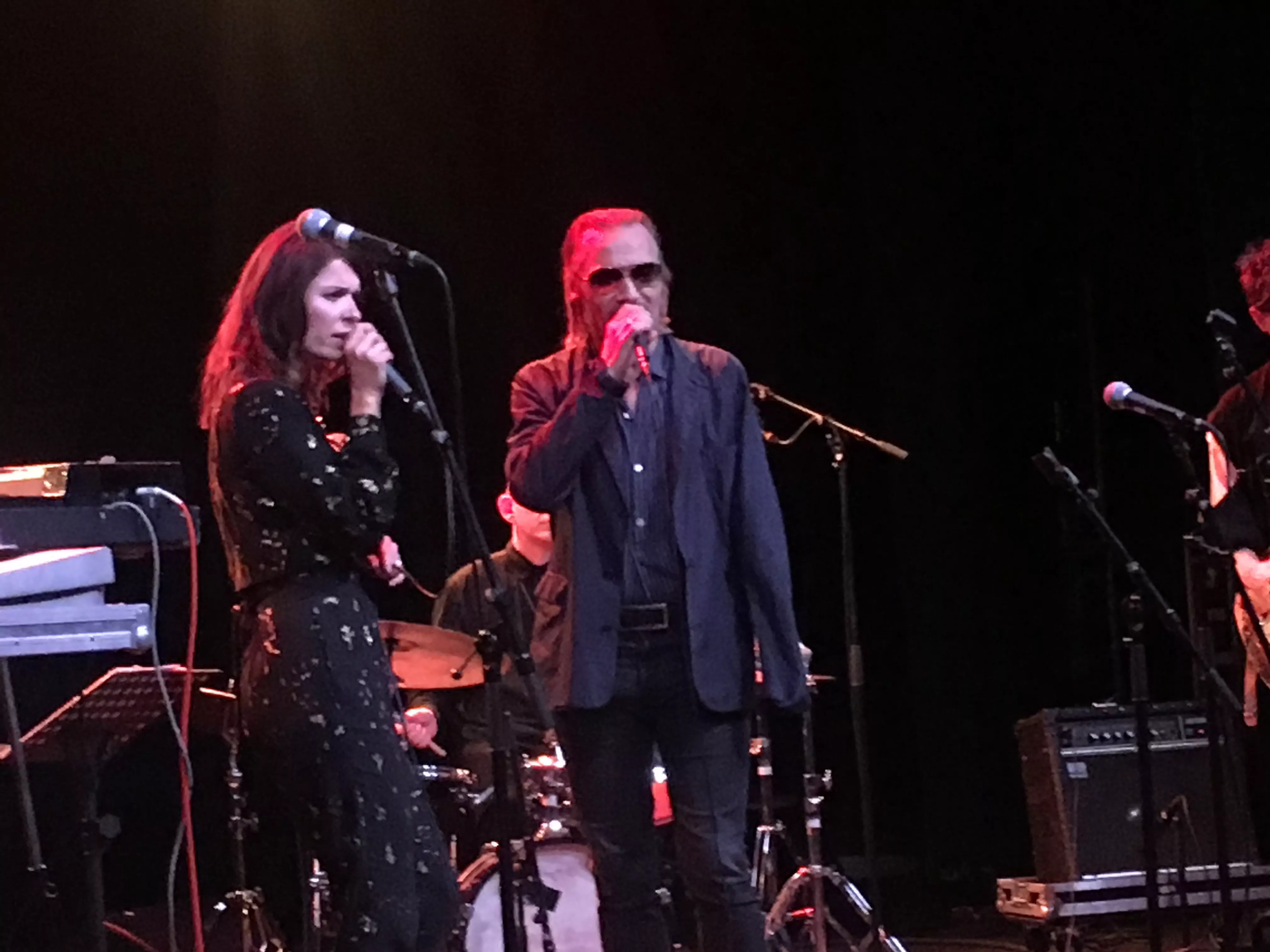 Musikken lever videre og tænder lys i mørket