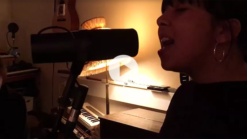 Se intim livevideo fra den danske duo Rhymella