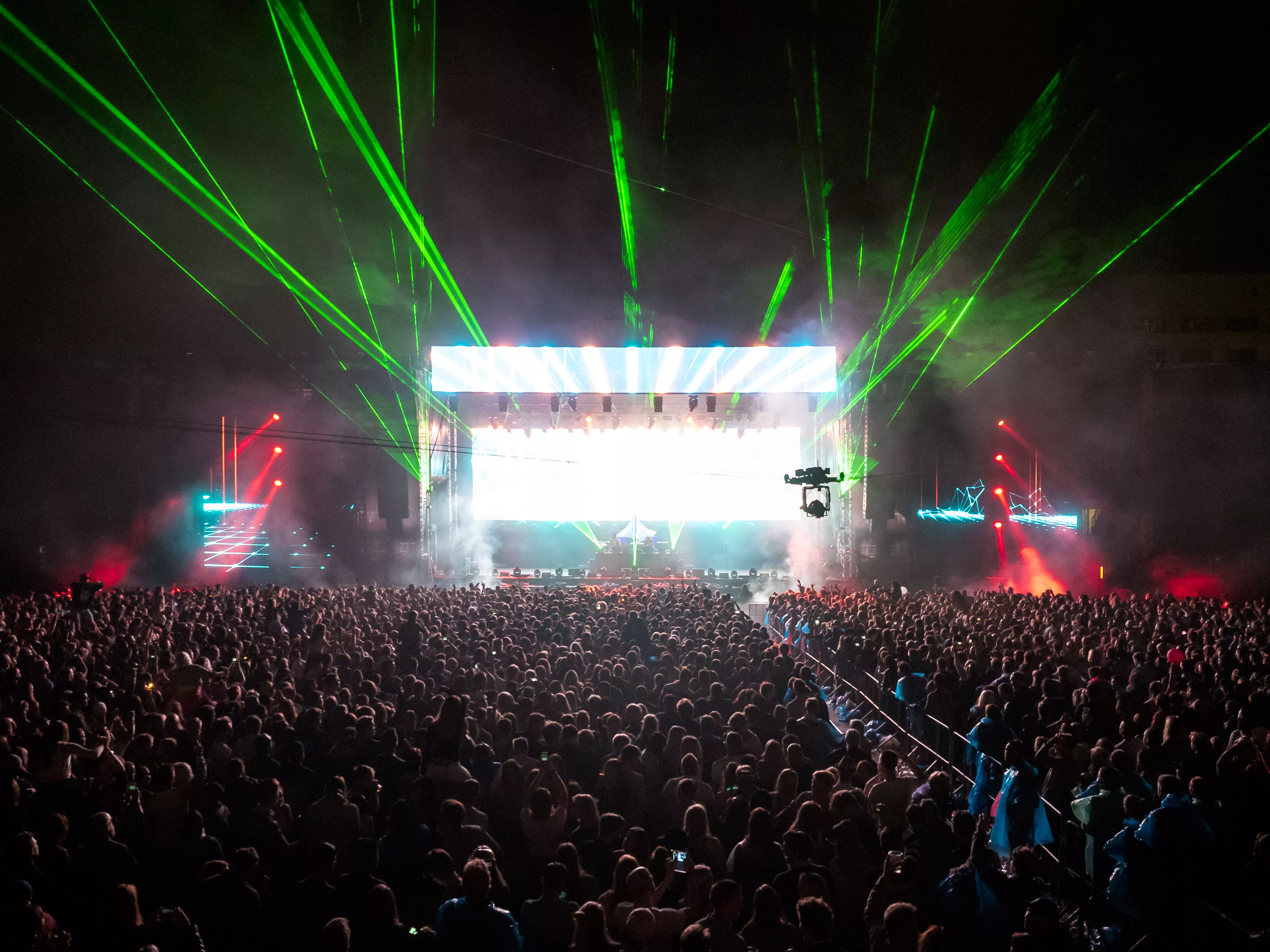 Sju døde og fem i koma etter narkobruk på musikkfestival