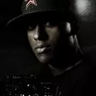 Talentfuld rapper på Ideal Bar