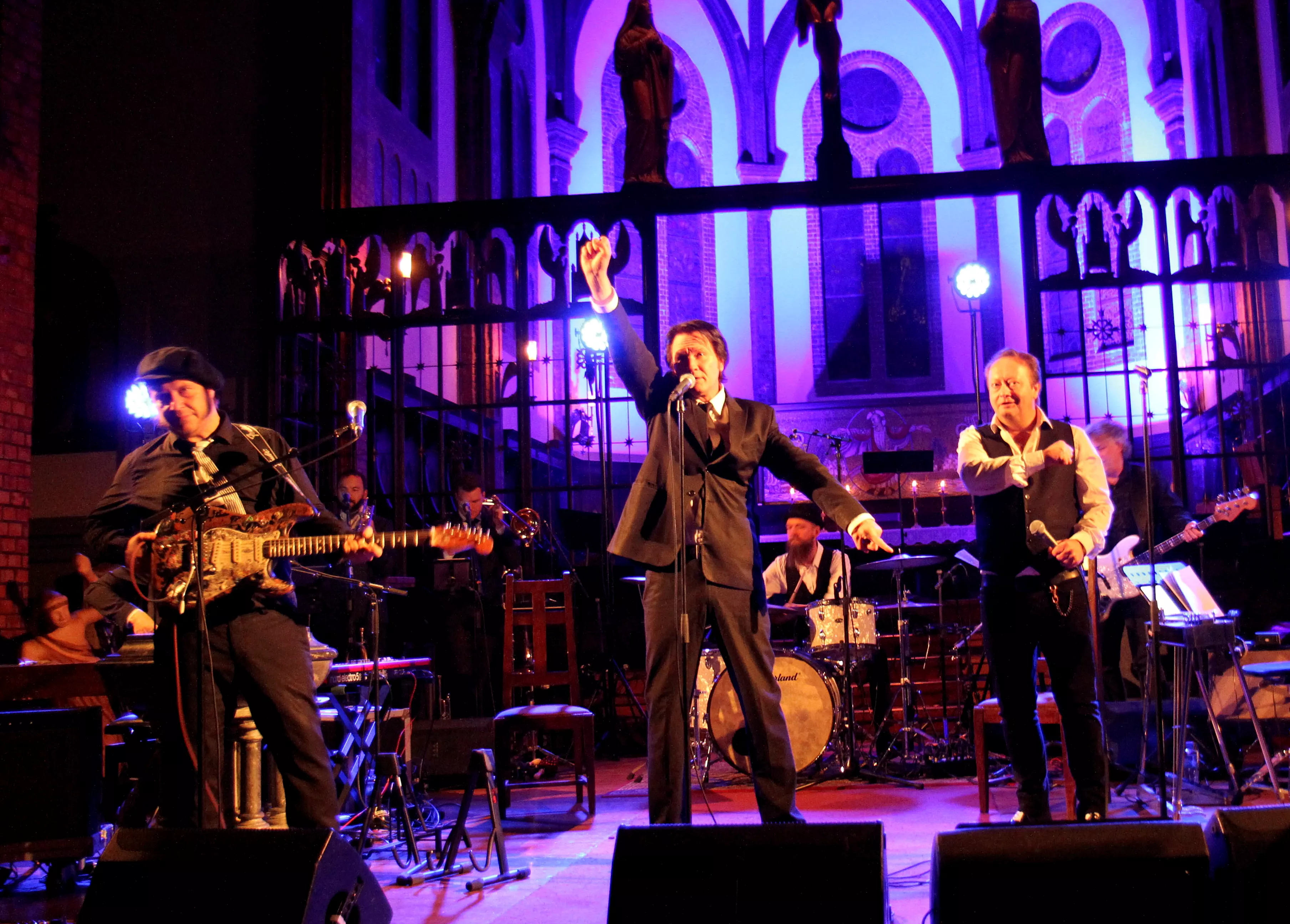 Flaata klar med unik konsert-trippel