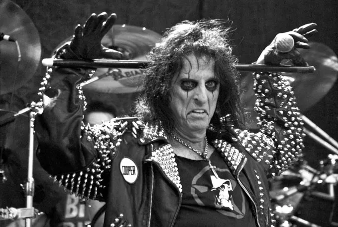 Alice Cooper: “Mumford & Sons er en forbrydelse mod rock’n’roll”