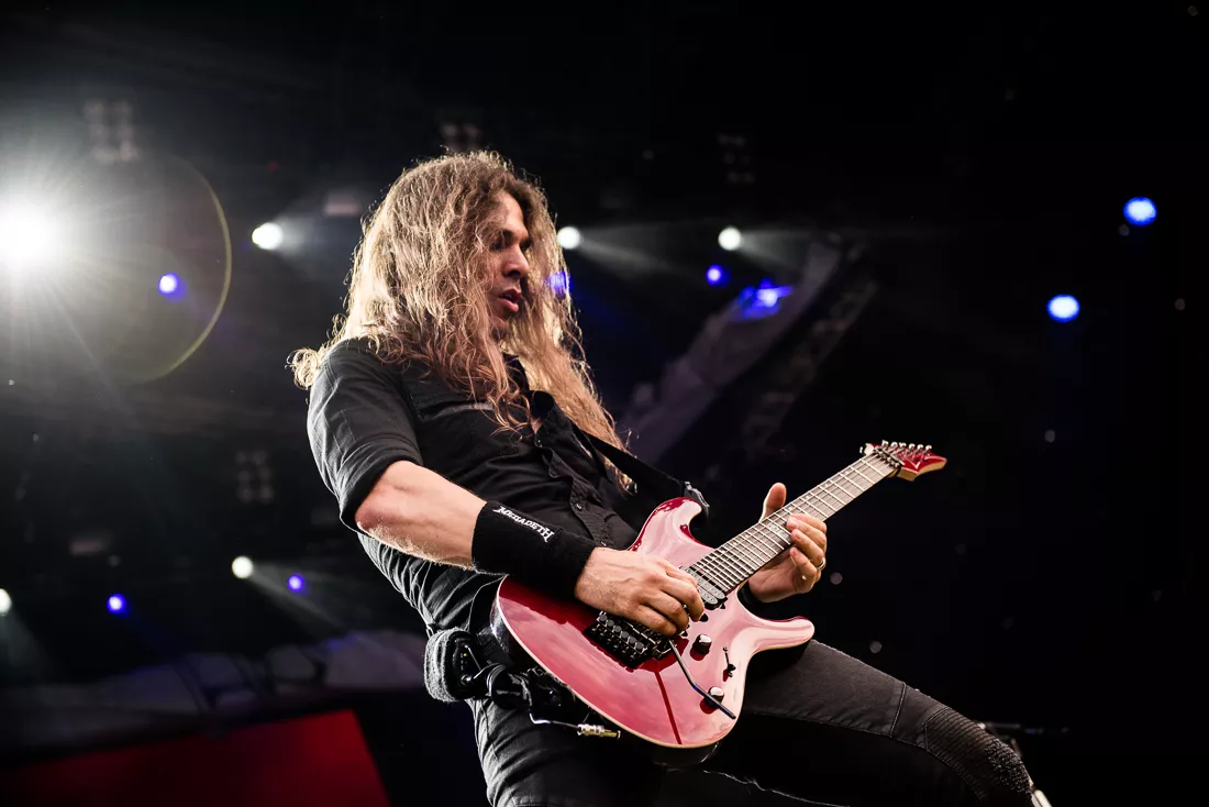 Bidsk enmandshær bjæffede sig sikkert hjem