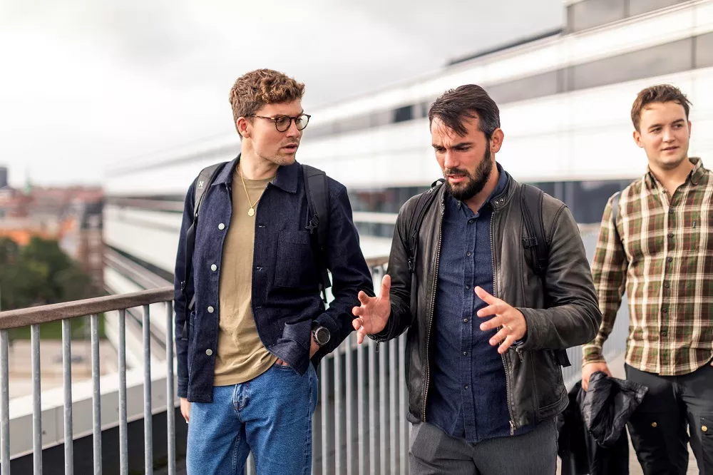 Drop forfængeligheden og stil de dumme spørgsmål