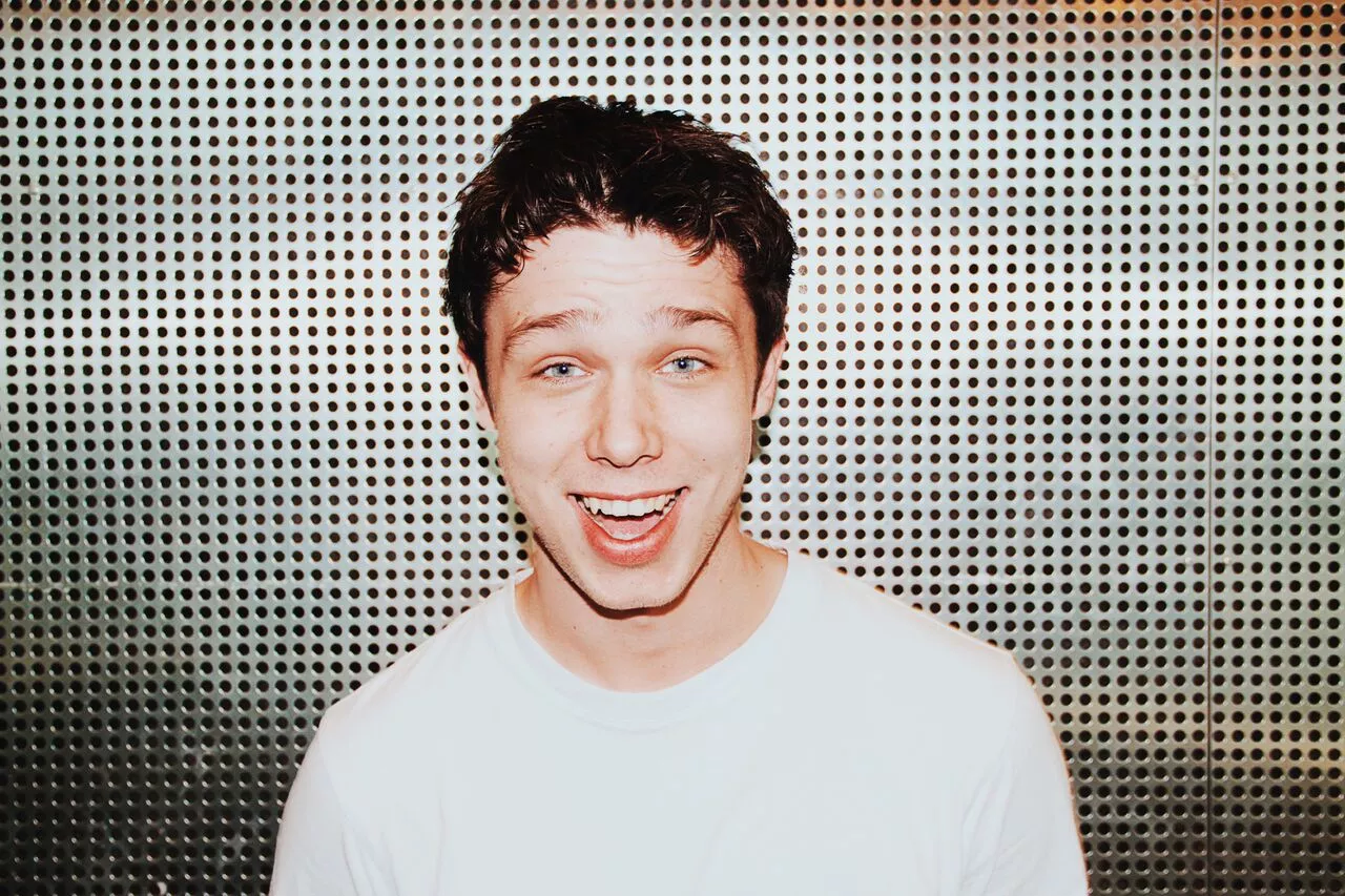 GAFFA-Prisen-nominerede Hugo Helmig er klar med debut-ep