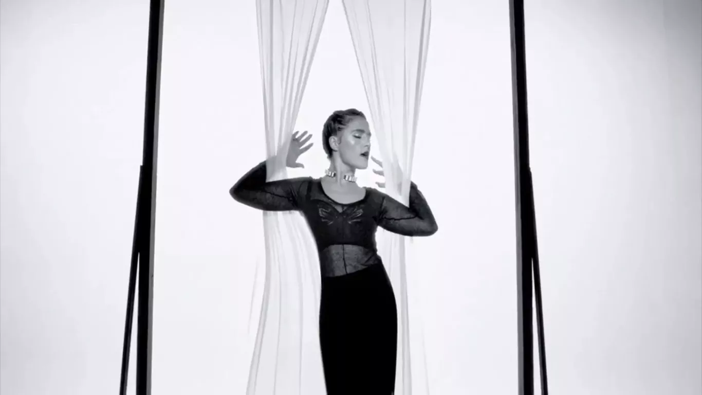 Jessie Ware i sample-disputt