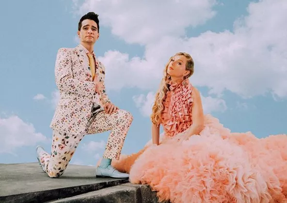 VIDEO: Taylor Swift er tilbage – duet med Panic! at the Discos Brendon Urie