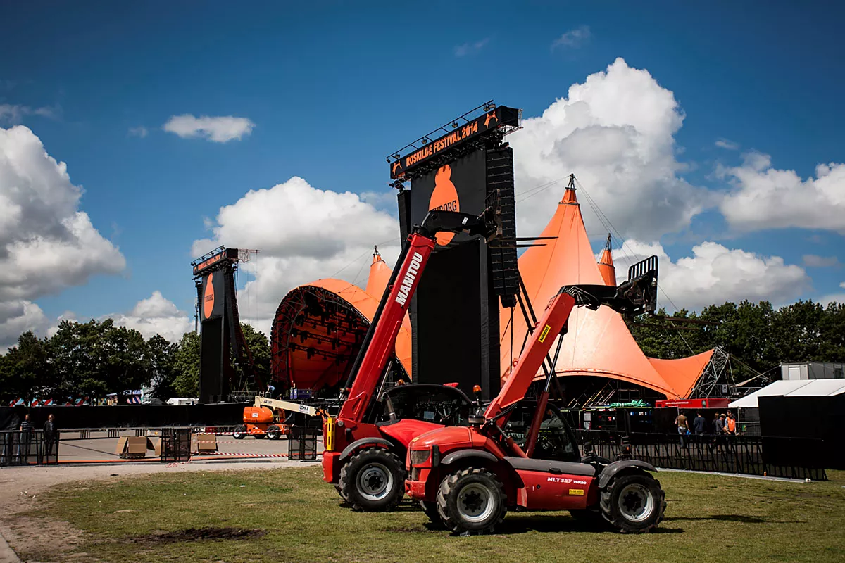Fotoserie: Scenerne bygges op i Roskilde