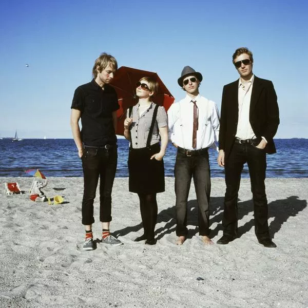 The Elephants udgiver album nummer to