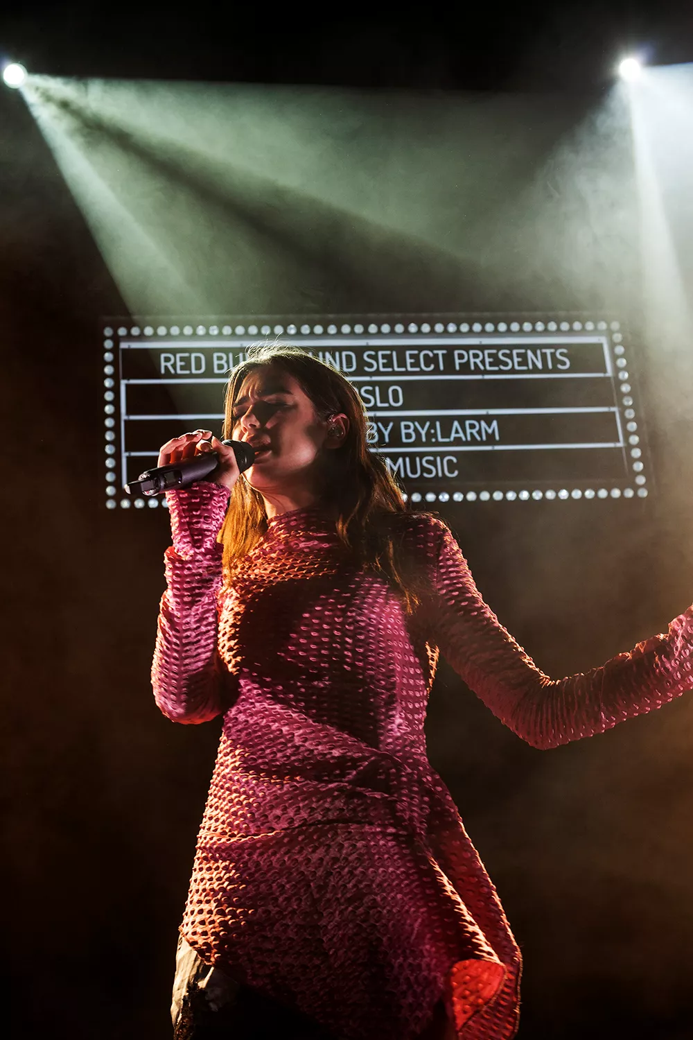 Dua Lipa – selvsikkerhed er vejen til succes