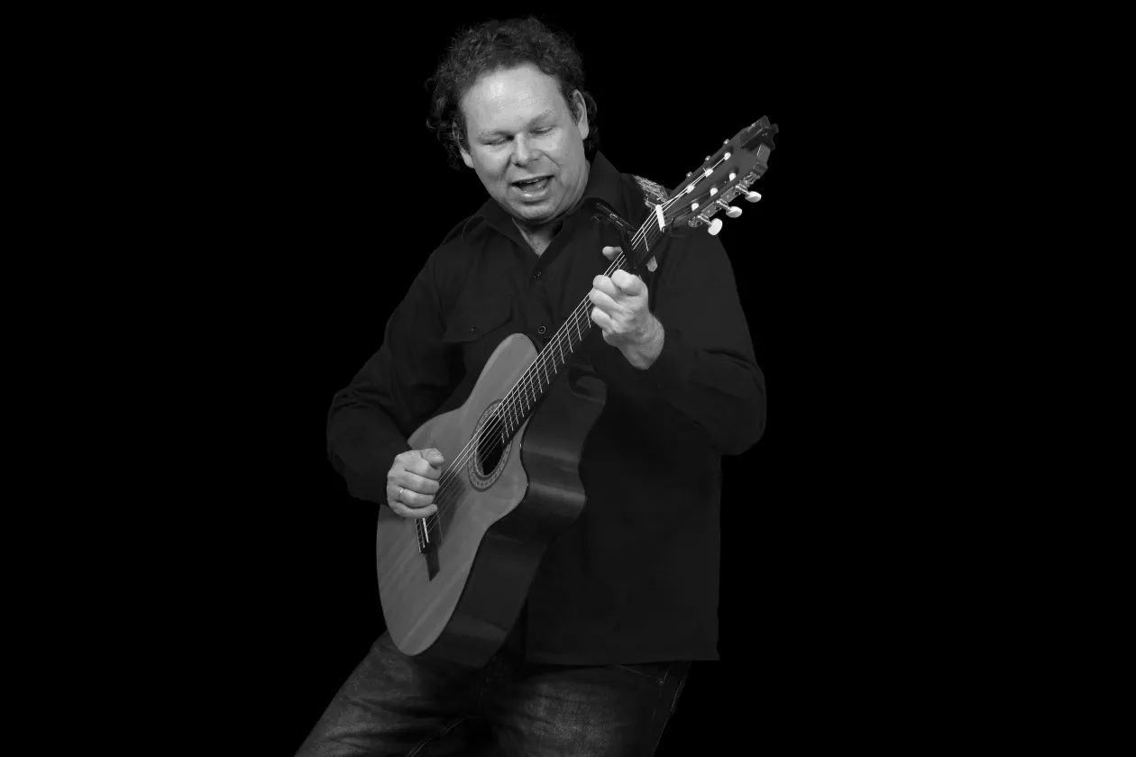 Stærk satire og strejf af seriøsitet