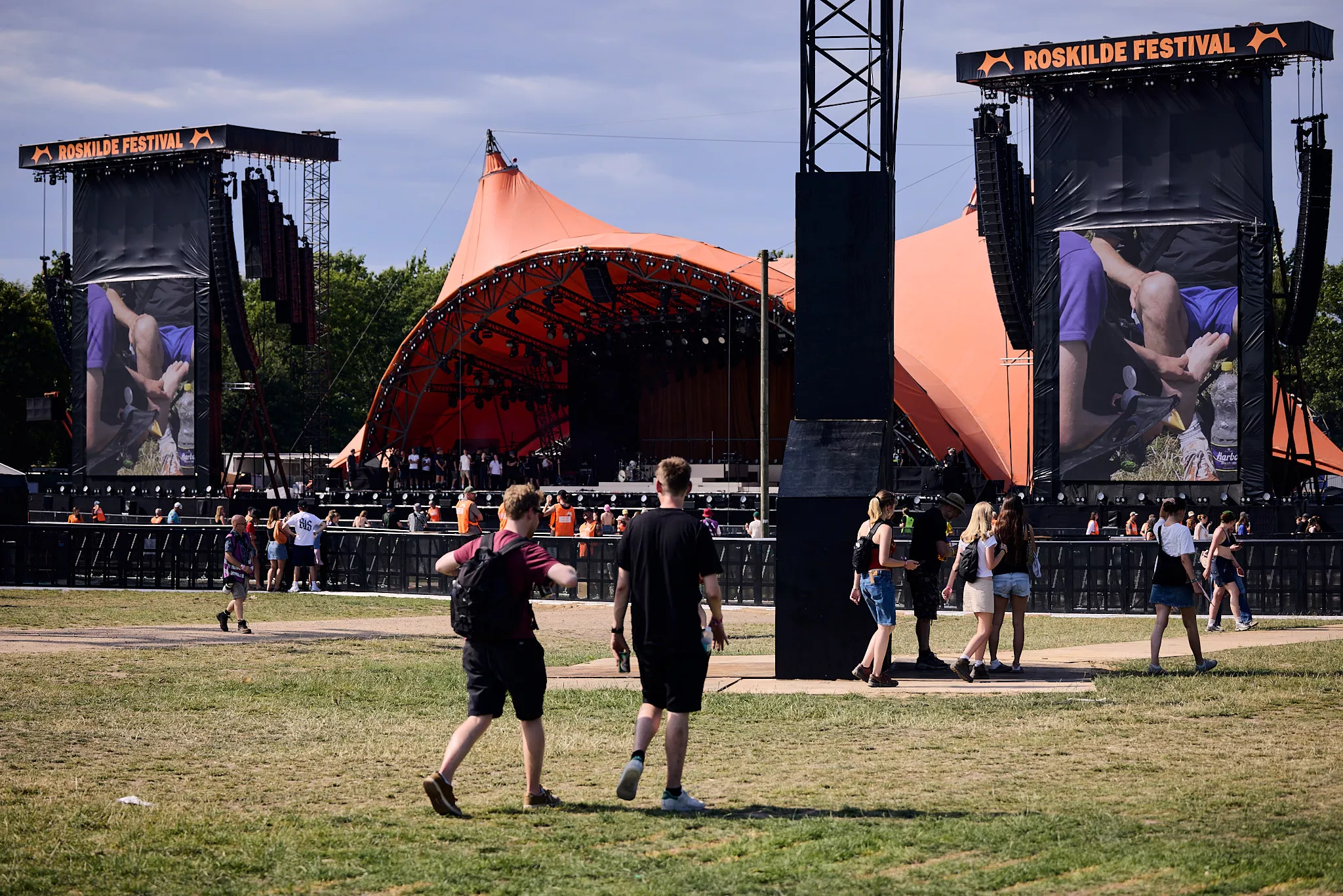 Episoden "Processen bag... at anmelde livemusik" blev optaget på Roskilde Festival i år.